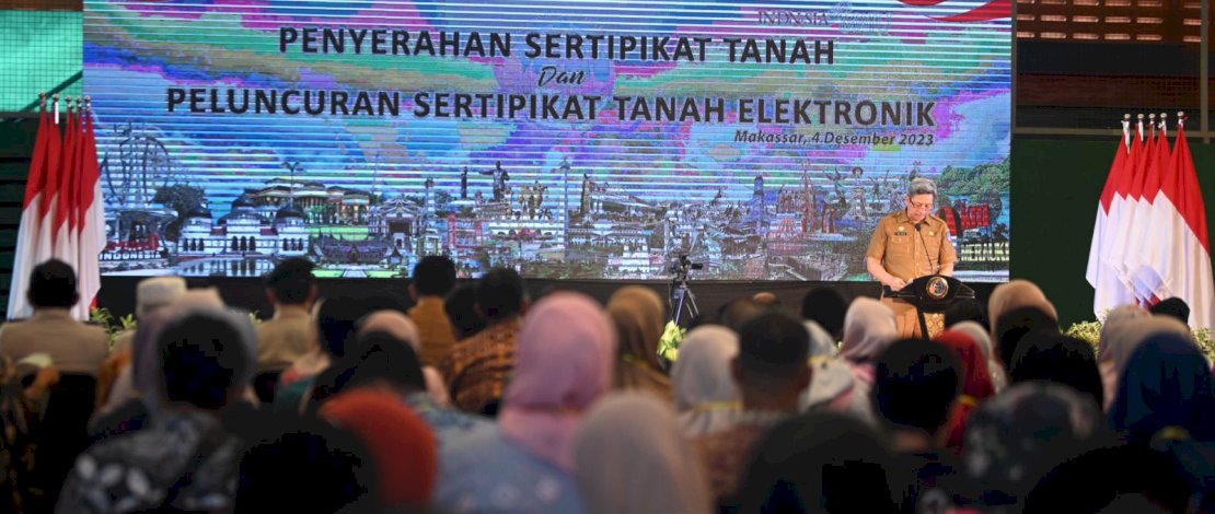 Warga di Lima Kabupaten Kota di Sulsel Terima Sertifikat Tanah