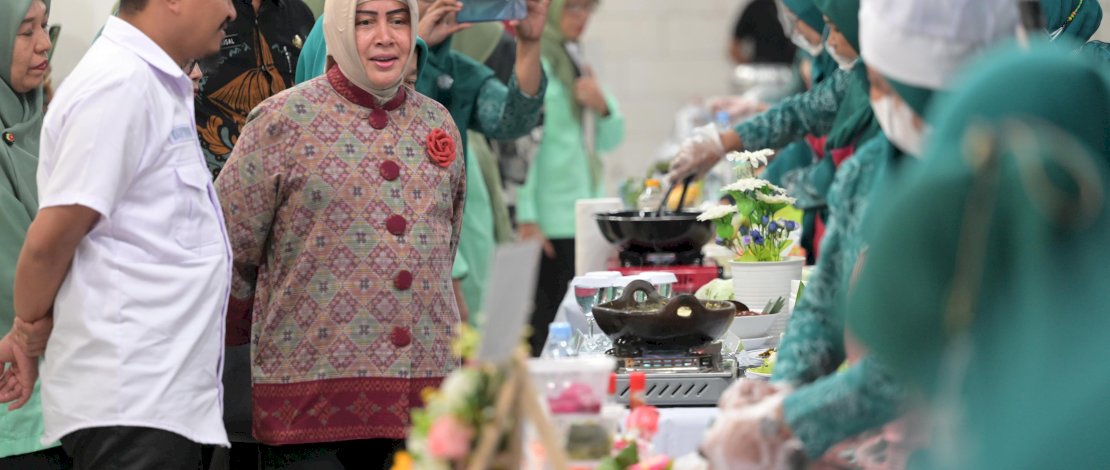 Indira Yusuf Ismail Buka Festival Pangan Olahan Pisang