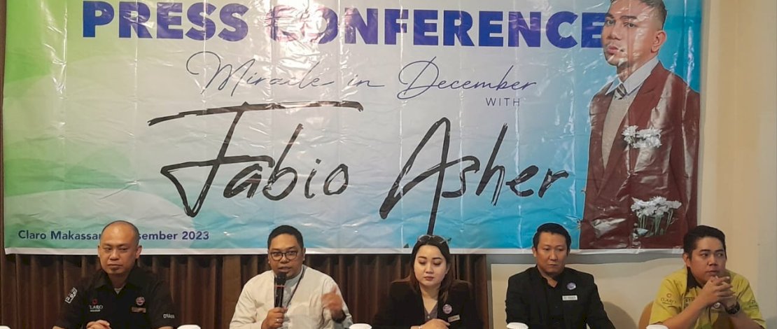 Penyanyi muda yang terkenal dengan lagunya yang hits, Rumah Singgah, Fabio Asher, akan menghibur warga Kota Makassar, di D'liquid Claro Makassar dalam "Miracle In December" pada Jumat, 15 Desember 2023 mendatang.