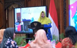 Andi Batari Toja Pimpin DWP Makassar Studi Tiru di Jatim