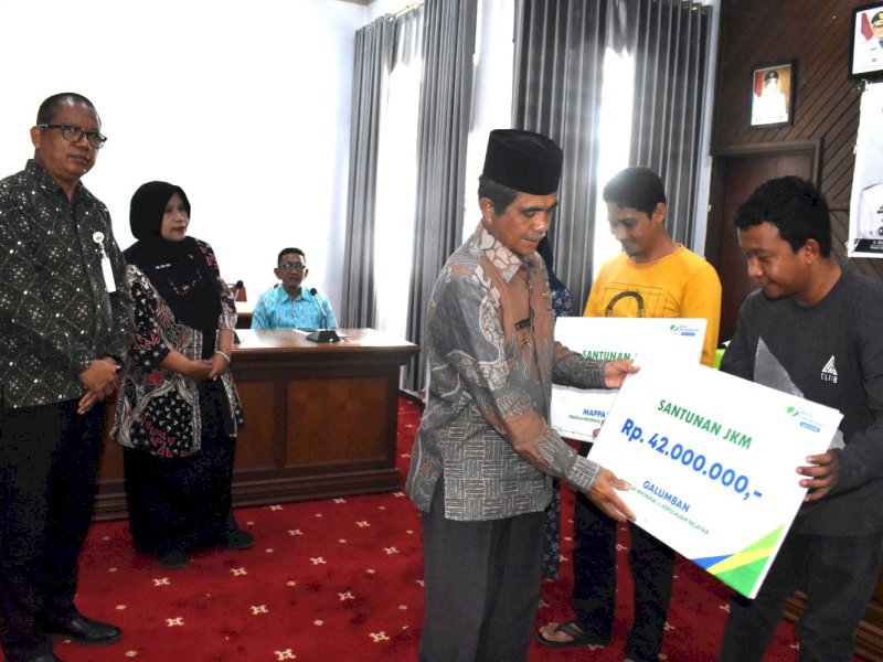 BPJSTK Kepulauan Selayar Kembali Salurkan JKM kepada Tiga Ahli Waris Pekerja Informal