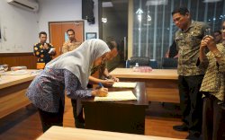 Bupati Luwu Utara - PT Jasindo Teken Adendum Perlindungan Usaha Ternak