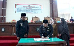 Pj Bupati - DPRD Takalar Setujui Ranperda Tata Ruang Wilayah 