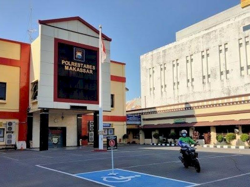 100 Polisi Nakal di Polrestabes Makassar Kena Sanksi, Enam Dipecat