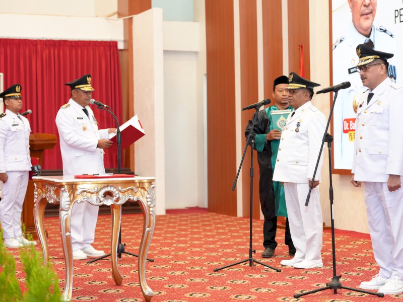 Bahtiar Baharuddin Lantik Pj Bupati Jeneponto dan Sidrap