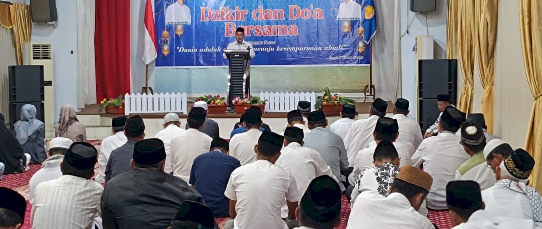 Dzikir dan Doa Bersama menyambut Tahun Baru 2024 yang dipusatkan di Pendopo Dekranasda, Minggu malam, 31 Desember 2023.