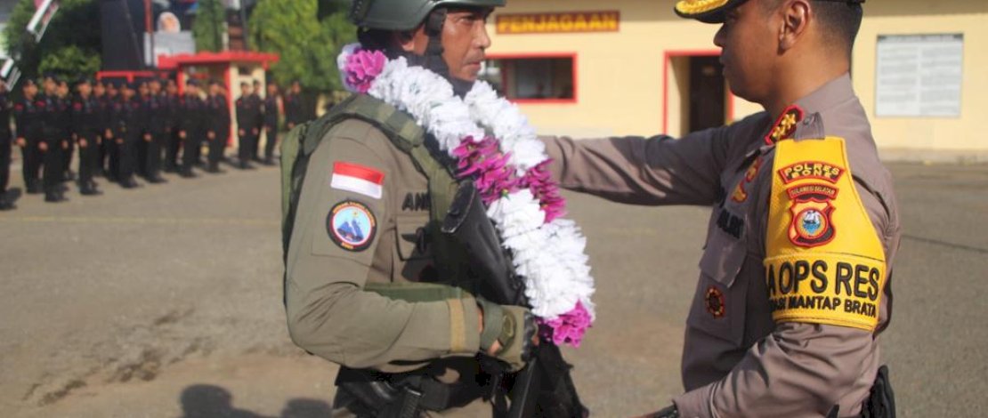 Setelah 13 bulan melaksanakan tugas pengamanan daerah rawan di wilayah Polda Papua, 31 personel Batalyon C Pelopor Satbrimob Polda Sulsel kembali pulang ke kesatuan, Selasa, 2 Januari 2024.