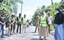 Awali Tahun 2024, Bupati Luwu Utara Tinjau Progres Jalan Makumpa - Sassa