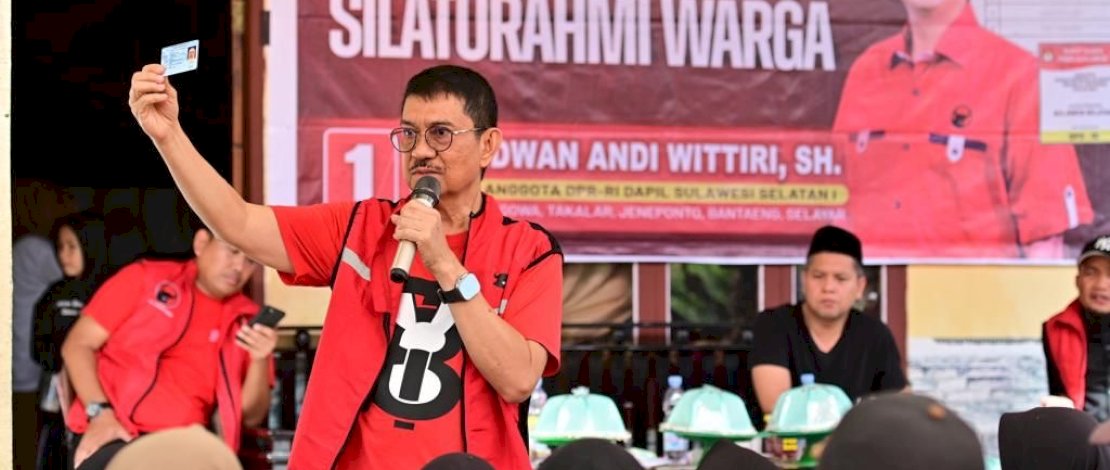 Komitmen Menangkan PDIP di Takalar, ARW Janjikan Program Sarjana Gratis Komitmen Menangkan PDIP di Takalar, ARW Janjikan Program Sarjana Gratis
