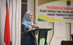 Pelantikan Pejabat Lutra, Bupati Indah Dorong Kinerja dan Soliditas