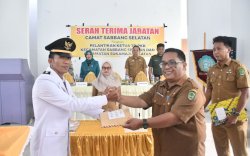 Sertijab Camat Sabbang Selatan, Bupati Luwu Utara: Tugas Utama Adalah Melayani