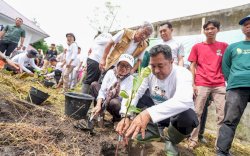 Melalui Program Hortikultura, Pj Gubernur Sulsel Dorong Ekonomi Hijau di Parepare