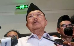 Wapres Pose Tiga Jari, JK: Terserah Pak Ma'ruf