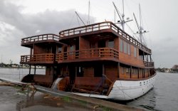 Phinisi MBEK Miring Akibat Cuaca Buruk, Kadispar Makassar  Pastikan Kembali Normal