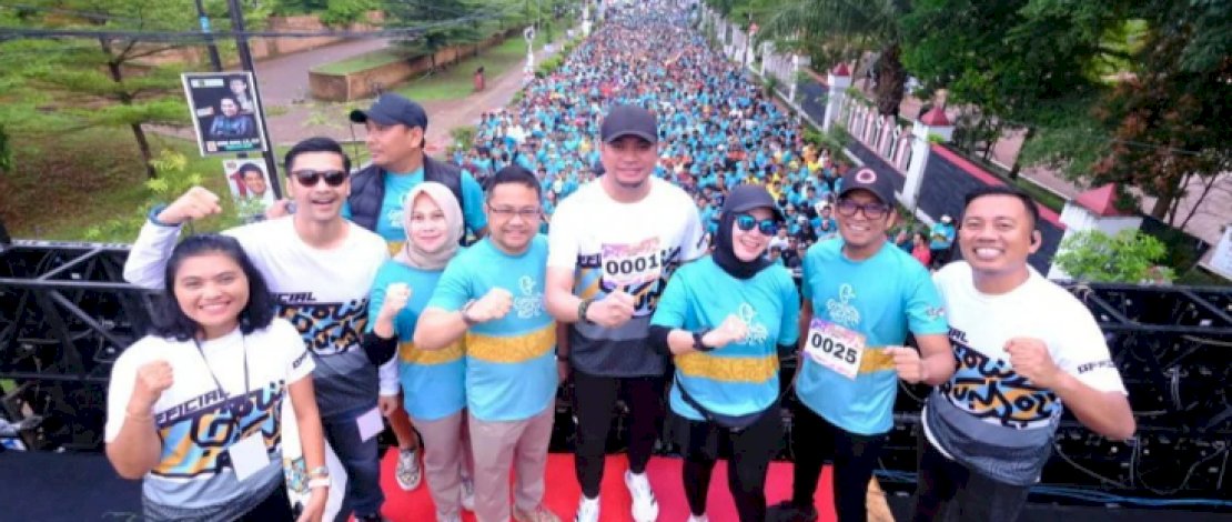 Antusiasme Tinggi! Bupati Gowa Lepas 3.700 Pelari di Gowa Run 2024" Antusiasme Tinggi! Bupati Gowa Lepas 3.700 Pelari di Gowa Run 2024"