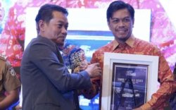 PJ Sekda Makassar Sabet Penghargaan Tokoh Progresif dan Inspiratif