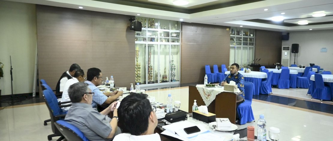 Dewan Pengawas (Dewas) Perumda Air Minum Kota Makassar melaksanakan Evaluasi Direksi, di Aula Tirta Dharma PDAM Makassar, Rabu, 17 Januari 2024. Dewan Pengawas (Dewas) Perumda Air Minum Kota Makassar melaksanakan Evaluasi Direksi, di Aula Tirta Dharma PDAM Makassar, Rabu, 17 Januari 2024.