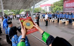 Danny Harap Pejabat Baru di Kelurahan Profesional Bekerja