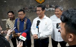 Mentan Amran Pastikan Tambah Pupuk Subsidi untuk Jagung dan Padi