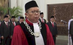 Presiden Jokowi Lantik  Arsul Sani Sebagai Hakim Mahkamah Konstitusi