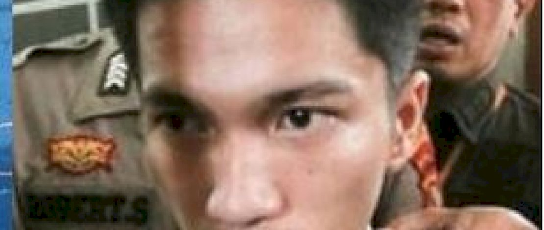 Tersangka pelaku penyebaran video syur Rebecca Klopper  Bayu Firlen dijatuhi hukuman penjara selama 3 tahun dan denda sebesar Rp1 miliar.
