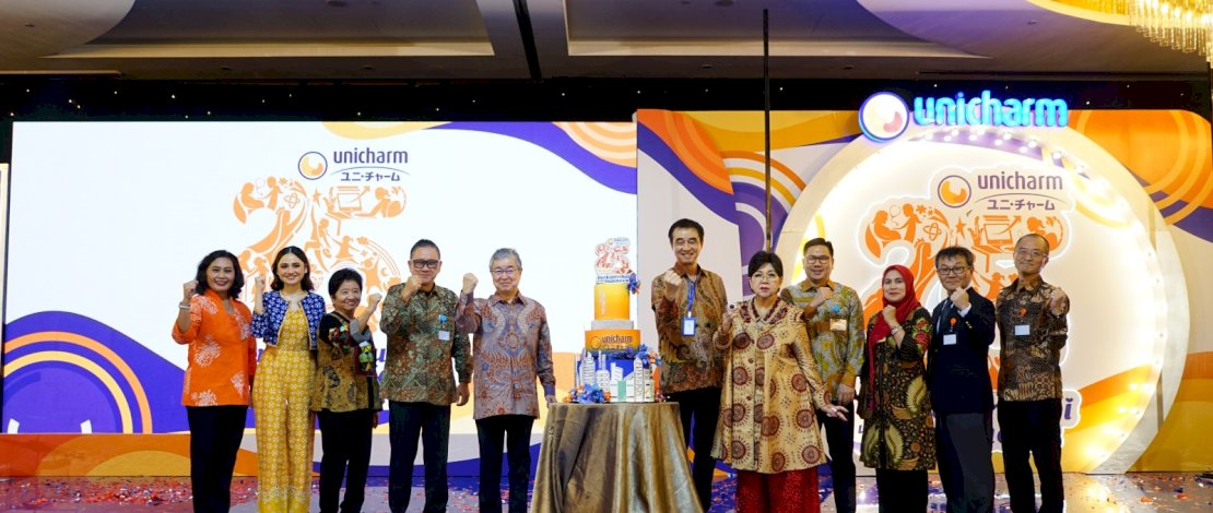 Hari Jadi ke-25 PT Uni-Charm Indonesia Tbk Fokus ke Konsumen dan Lingkungan