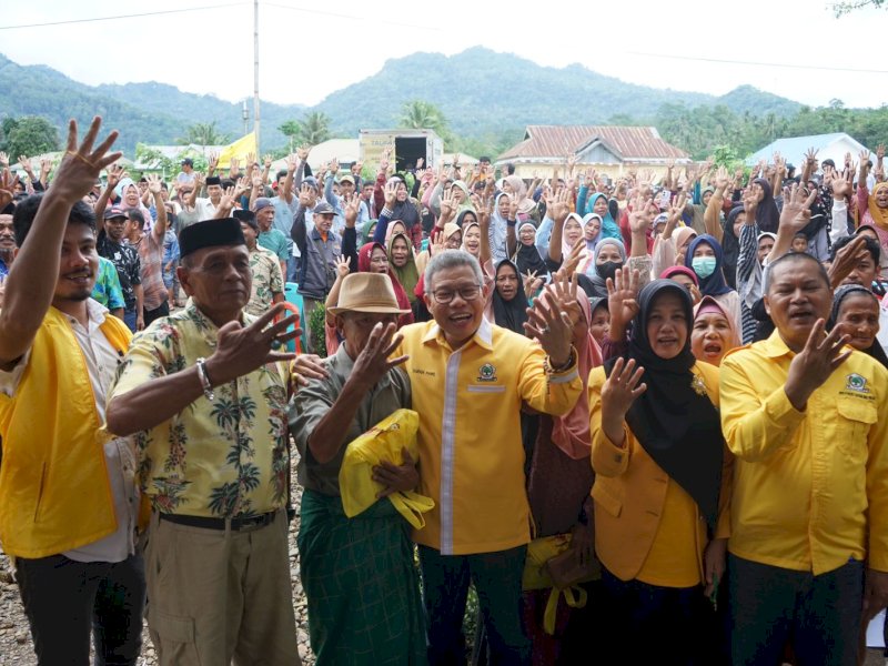 Kampanye Didampingi Kartini Ottong, Taufan Pawe Dapat Dukungan Masyarakat Sinjai