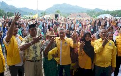 Kampanye Didampingi Kartini Ottong, Taufan Pawe Dapat Dukungan Masyarakat Sinjai