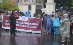 Konflik Lonsum dan Masyarakat Bulukumba Terus Berlanjut, Massa Geruduk Kantor BPN