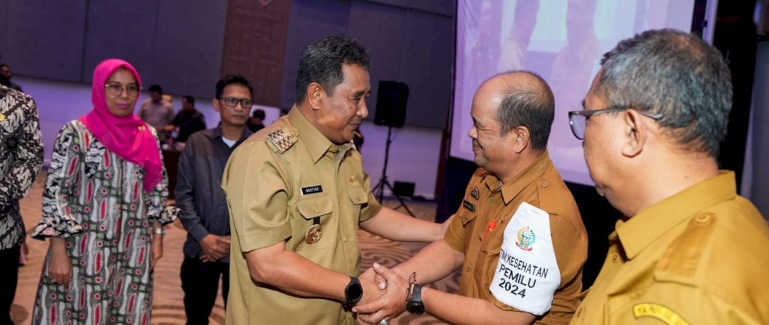 Rapat Koordinasi Kesiapsiagaan Bidang Kesehatan Pemilu dan Pilkada Serentak Tahun 2024, yang dirangkaikan Penandatanganan Perjanjian Kinerja Perangkat Daerah 2024, di Hotel Seraton By Four Points, Selasa, 30 Januari 2024.