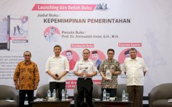 Danny Pomanto Sebut Birokrat Makassar Harus Jadi Pemimpin yang Tahan&nbsp; Badai