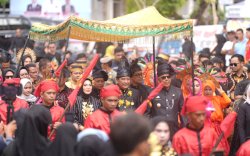 Berlangsung Meriah, Pj Gubernur Sulsel Hadiri Peringatan HUT Bulukumba