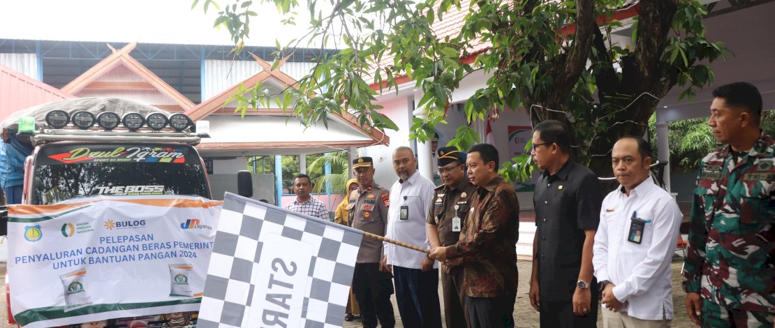 Bupati Kepulauan Selayar, Muh Basli Ali, secara resmi melaunching penyaluran bantuan pangan Cadangan Beras Pemerintah (CBP) Tahap I Tahun 2024. Bupati Kepulauan Selayar, Muh Basli Ali, secara resmi melaunching penyaluran bantuan pangan Cadangan Beras Pemerintah (CBP) Tahap I Tahun 2024.
