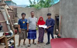 Warga Papanloe Alami Musibah, Huadi Group Turun Salurkan Bantuan