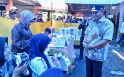 Pj Gubernur Imbau Petugas TPS  Jaga Kesehatan  Manfaatkan Layanan Tim Satgas KKP