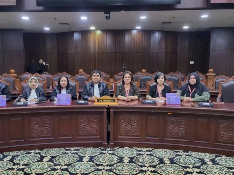 Ibu Pejuang Hak Asuh Anak Bersatu Tembus Mahkamah Konstitusi