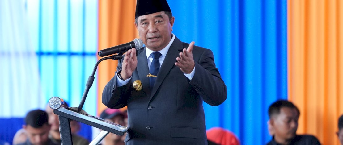 Pj Gubernur Sulsel, Bahtiar Baharuddin, saat menghadiri HUT Pinrang ke-64, Senin, 19 Februari 2024.
