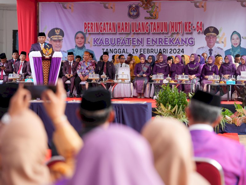 Peringatan 64 Tahun Kabupaten Enrekang, Pj Gubernur Sulsel Apresiasi Pembangunan di Sektor Infrastruktur dan Pertanian