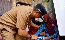 Turut Berbelasungkawa, Pj Gubernur Sulsel Silaturahmi ke Keluarga Petugas KPPS yang Meninggal Dunia 