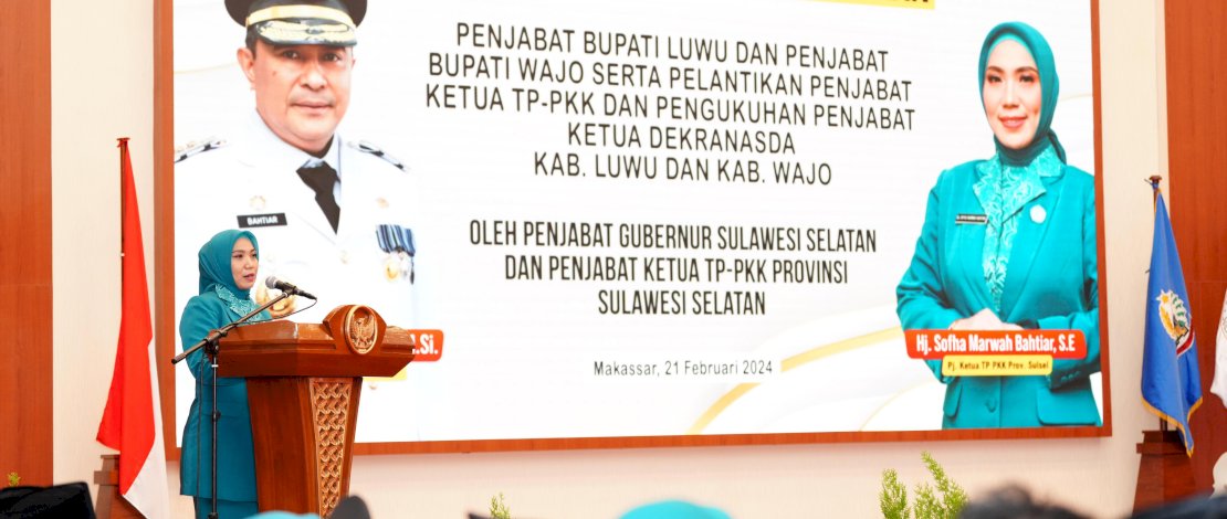 Pj Ketua Tim Penggerak PKK sekaligus Dewan Kerajinan Nasional Daerah (Dekranasda) Sulsel, Sofha Marwah Bahtiar, melantik dan mengukuhkan Pj Ketua PKK dan Dekranasda Kabupaten Luwu, serta Pj Ketua PKK dan Dekranasda Kabupaten Wajo.