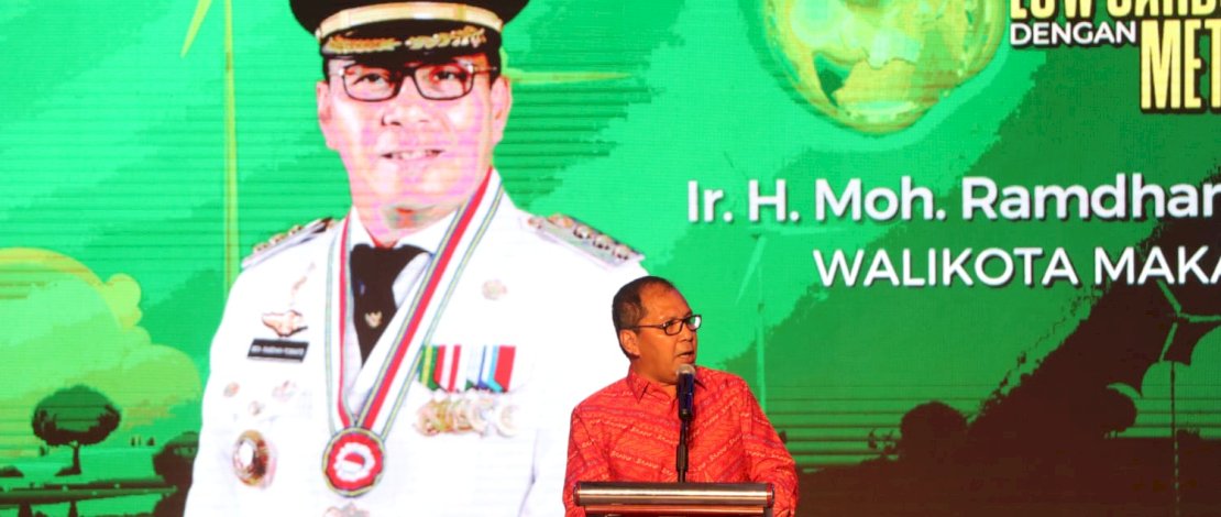 Wali Kota Makassar Moh Ramdhan &ldquo;Danny&rdquo; Pomanto memaparkan beberapa program khusus Pemkot Makassar dalam mewujudkan Makassar Low Carbon City dengan Metaverse. 