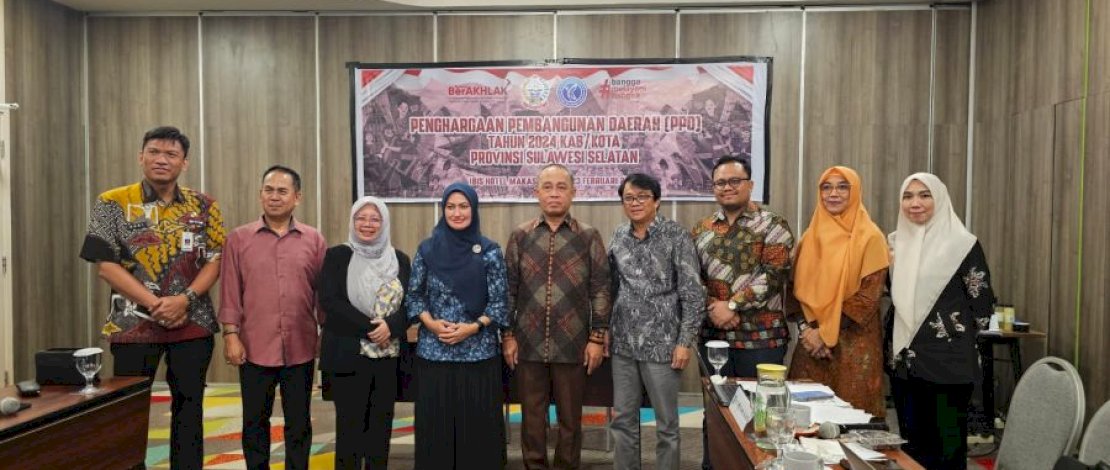 Bupati Luwu Utara, Indah Putri Indriani, hadir langsung untuk memaparkan capaian pembangunan daerah yang dipimpinnya, pada penilaian tahap kedua PPD. Bupati Luwu Utara, Indah Putri Indriani, hadir langsung untuk memaparkan capaian pembangunan daerah yang dipimpinnya, pada penilaian tahap kedua PPD.