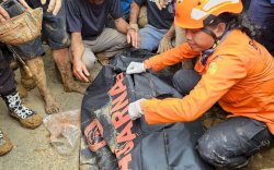 Korban Longsor Bastem Luwu Bertambah Satu Orang 