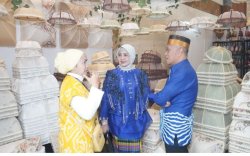 Perkenalkan Produk Kerajinan Lokal, Pemkab Bone Berpartisipasi dalam Kegiatan Incraft 2024 
