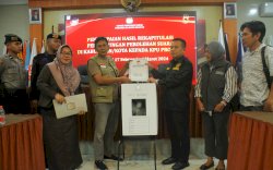 KPU Sidrap Serahkan  Hasil Rekapitulasi Pemilu 2024, Tercepat di Sulsel