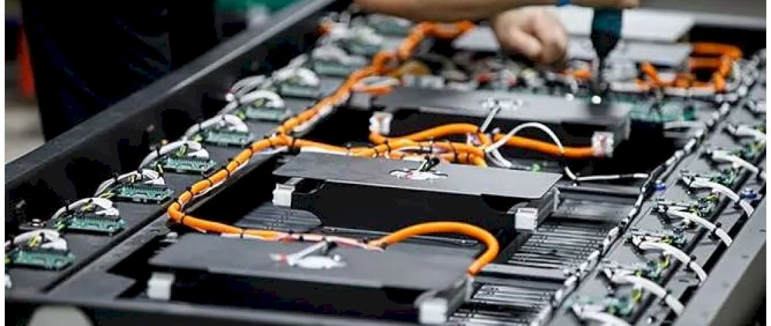 ilustrasi baterai EV