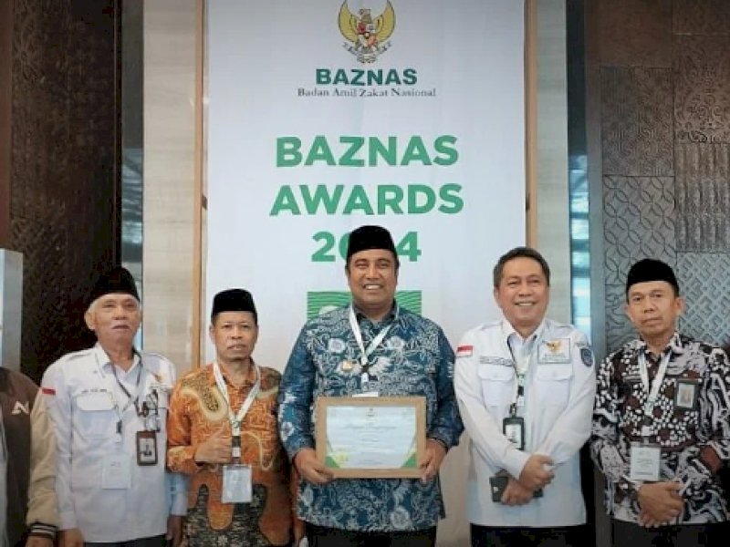 Bupati Maros, Dr. Chaidir Syam, Raih Penghargaan Bergengsi sebagai Pendukung Pengelola Zakat Terbaik