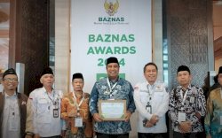 Bupati Maros, Dr. Chaidir Syam, Raih Penghargaan Bergengsi sebagai Pendukung Pengelola Zakat Terbaik