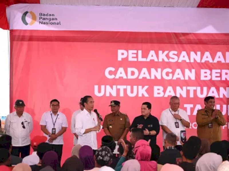 1.000 KPM di Maros Kebagian Beras dari Presiden Jokowi