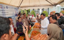 Dilaksanakan Serentak di 24 Kabupaten Kota, Gerakan Pangan Murah Sulsel Jadi Contoh Nasional 